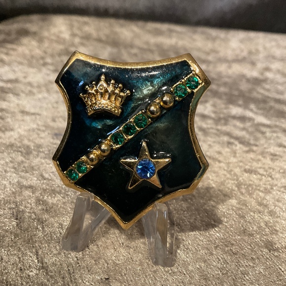 Vintage Green and Gold Coat of Arms Brooch - Picture 1 of 2